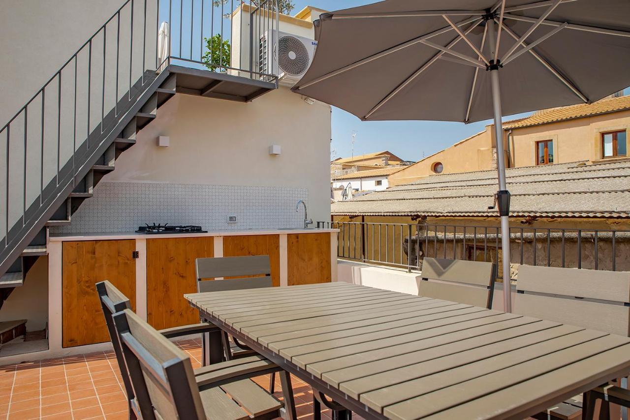 La Terrazza Sul Vicolo Della Giudecca By Wonderful Italy Leilighet Syracuse Eksteriør bilde